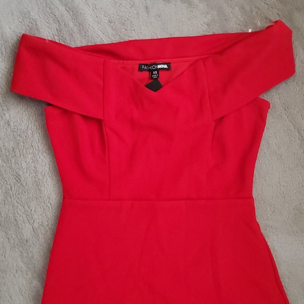 Dress - Picture 2 of 4